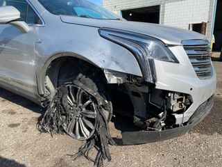 2018 Cadillac XT5 Luxury - Primary Damage Right Image